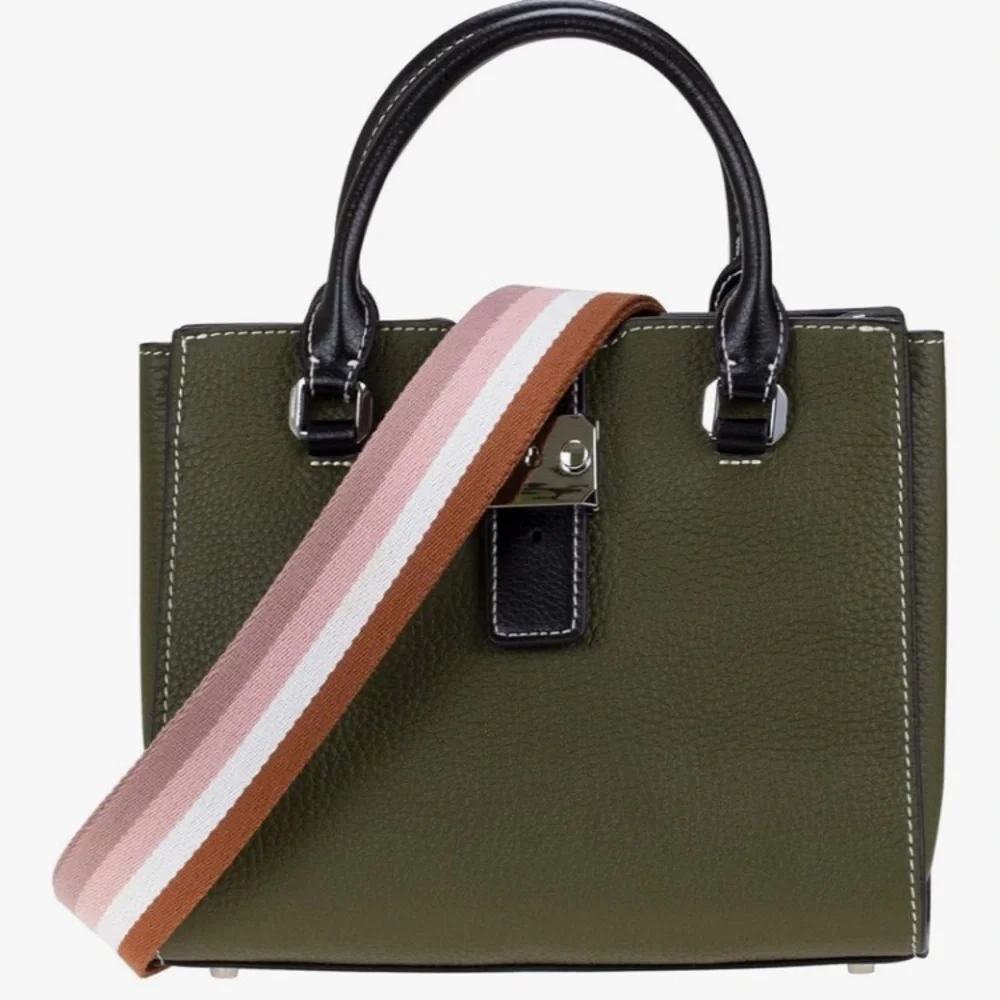 🔸NWT🔸 Adjustable Striped Crossbody Handbag Strap
